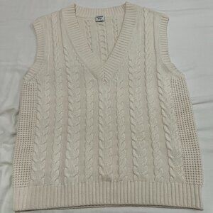 Aritzia Sunday Best WINSTON SWEATER VEST